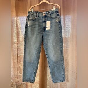 Zara Mom Fit High Rise Rigid Jeans size 10